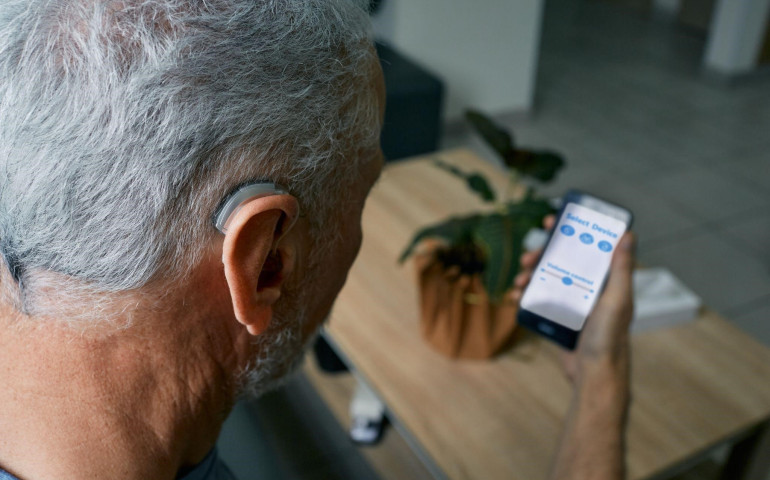 Hearing Aid Features Explained: Which Ones are Right For You?