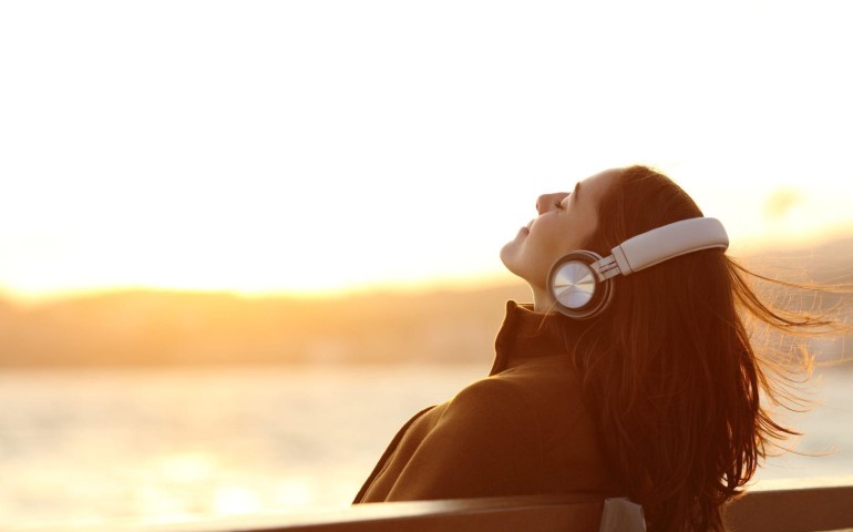 The 60-60 Rule To Protect Your Hearing